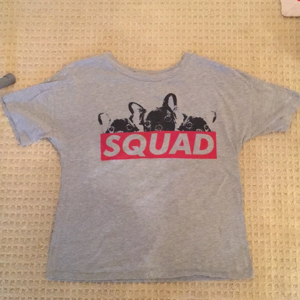 A grey t-shirt